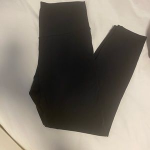 Lululemon black wonder under high rise 25” leggings size 10. Barely worn
